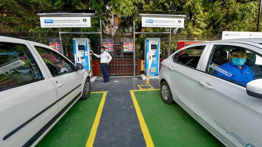 દિલ્હીમાં નવી EV પોલિસી 2026 લાગુ: ઇલેક્ટ્રિક વાહન ખરીદવા પર કેટલી સબસિડી મળશે? જાણો નવી સ્કીમના ફાયદા 3 ev4.jpg
