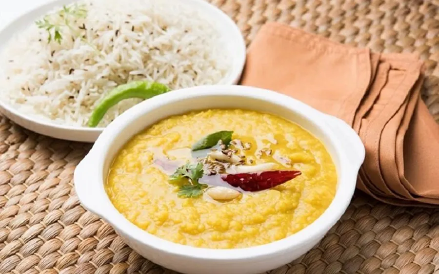 શું દાળ-ભાત ખાવાથી ખરેખર વજન ઘટે છે? જાણો નિષ્ણાતોનો મત. 3 Chawal DAL.1.jpg