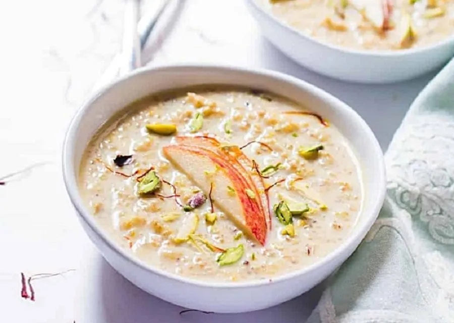 શું તમે ક્યારેય સફરજનની ખીર ટ્રાય કરી છે? ચોખાની ખીર ભૂલી જશો તેવી લિજ્જતદાર રેસીપી! 2 Apple Kheer