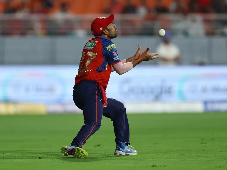 IPL 2026: શશાંક સિંહ બન્યો ‘કેચ ડ્રોપ’નો વિલન, પંજાબ કિંગ્સ અને દિલ્હીની ફિલ્ડિંગમાં મોટી ‘પનૌતી’! 2 sashant.jpg