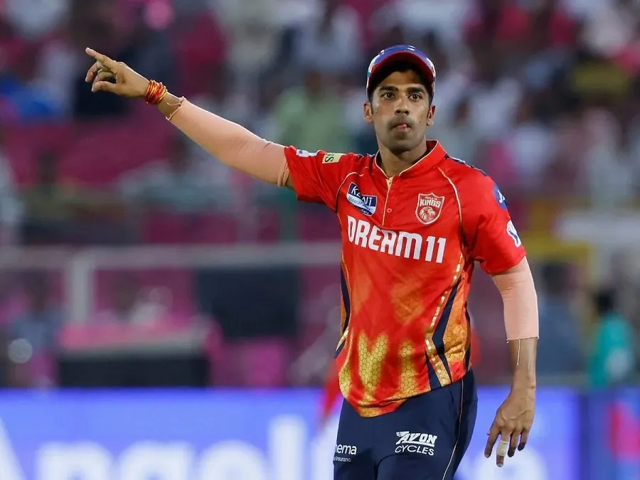 IPL 2026: શશાંક સિંહ બન્યો ‘કેચ ડ્રોપ’નો વિલન, પંજાબ કિંગ્સ અને દિલ્હીની ફિલ્ડિંગમાં મોટી ‘પનૌતી’! 3 sashant1.jpg