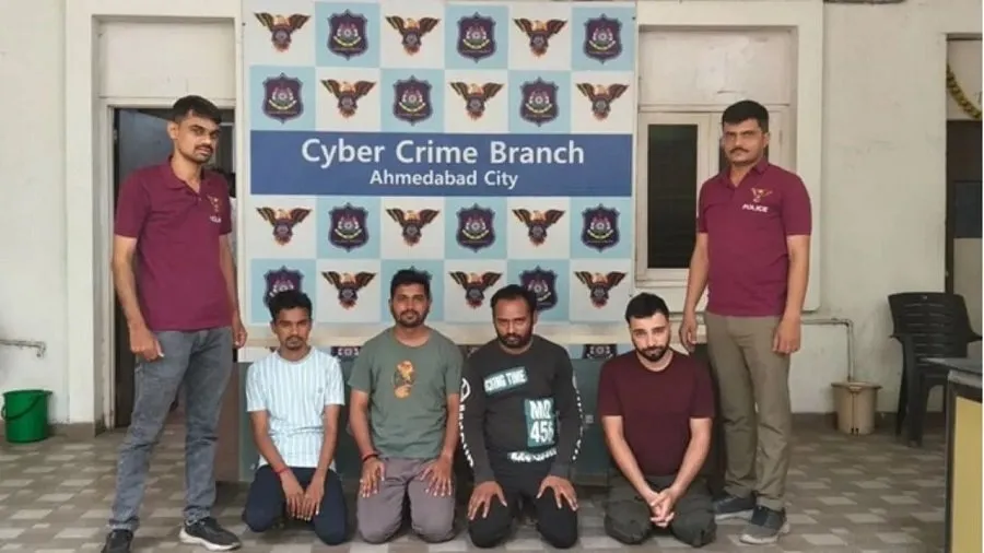 ગુજરાતમાં સાયબર ઠગાઈનો નવો પેંતરો: AI ના જોરે ઉદ્યોગપતિનું નકલી રૂપ ધારણ કરી બેંકને લગાડ્યો ચૂનો 3 ai.jpg