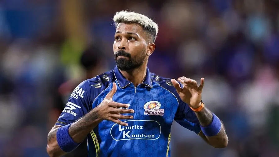 MI માંથી હાર્દિક પંડ્યાની થશે બાદબાકી? પૂર્વ દિગ્ગજે કહ્યું- 'જો કેપ્ટન ન રાખવો હોય તો રિલીઝ કરી દો' 2 pandiya.jpg