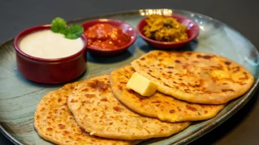 માસ્ટરશેફ પંકજ ભદૌરિયાએ શેર કરી 15g પ્રોટીનવાળી હેલ્ધી રેસીપી 2 paratha.jpg