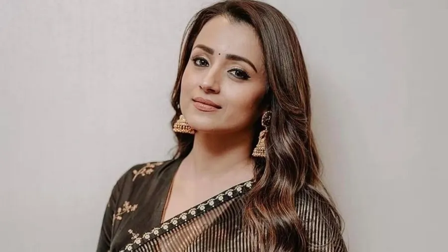 એક ફિલ્મ માટે કરોડોની ફી વસૂલે છે તૃષા કૃષ્ણન, જાણો કેવી રીતે ઊભું કર્યું આટલું મોટું સામ્રાજ્ય 2 Trisha Krishnan
