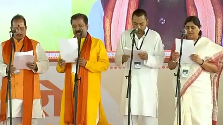 બિહાર રાજકારણના મોટા સમાચાર: મંત્રીમંડળમાં જ્ઞાતિવાર વહેંચણી, જાણો કઈ કેટેગરીના કેટલા ધારાસભ્યો બન્યા મંત્રી 2 smarat.jpg
