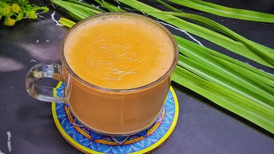 દૂધવાળી ગવતી ચા બનાવતી વખતે શું તમારું દૂધ પણ ફાટી જાય છે? આ રહી પરફેક્ટ રીત અને ટિપ્સ 2 tea.jpg