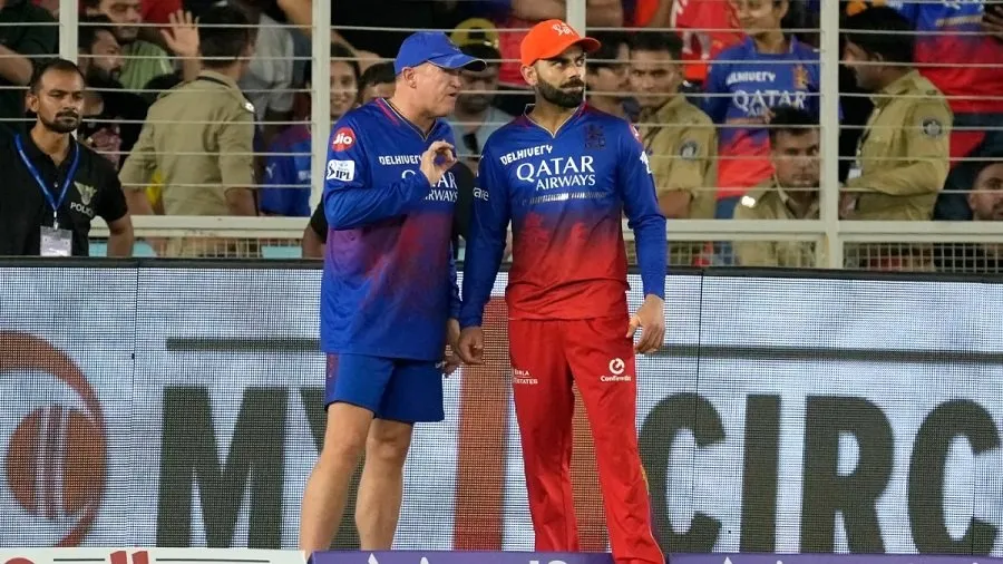 RCBના હેડ કોચને ભારે પડ્યું આ કૃત્ય! IPL એ ફટકાર્યો મોટો દંડ 2 rcb00.jpg