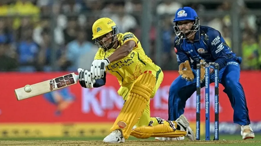 IPL 2026: 5 વખતની ચેમ્પિયન ટીમને મોટો ઝટકો, એકસાથે 2 સ્ટાર ખેલાડીઓ ટૂર્નામેન્ટમાંથી બહાર! 2 mi.jpg