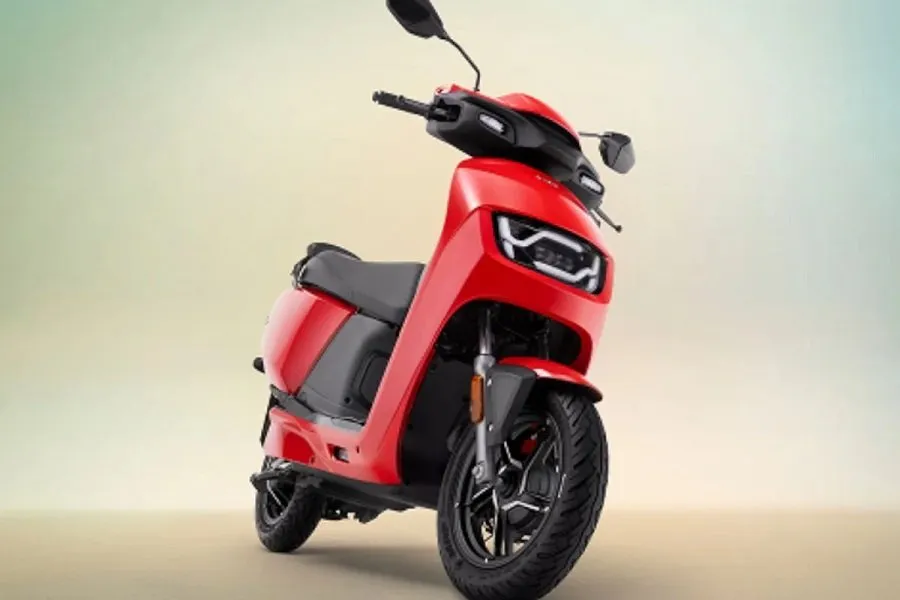 સ્કૂટર ખરીદવાનું બજેટ છે ઓછું? ₹44,990માં લાવો આ શાનદાર ઇલેક્ટ્રિક સ્કૂટર, બેટરી ચાર્જિંગની ઝંઝટ પણ થશે દૂર 3 scooty1.jpg