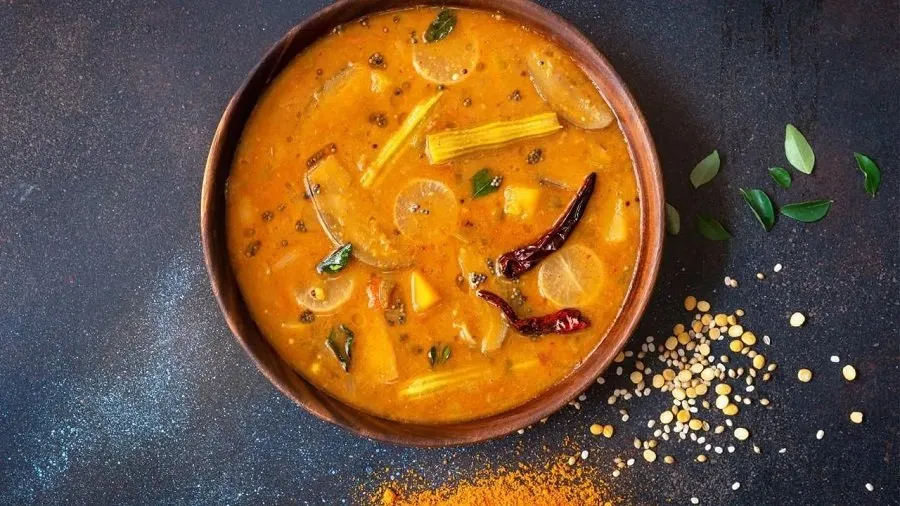 શું તમારા હાથે બનાવેલા સાંભરમાં 'હોટેલ જેવો સ્વાદ' નથી આવતો? આ સરળ ટિપ્સથી આંગળા ચાટતા રહી જશે બધા 2 Sambar