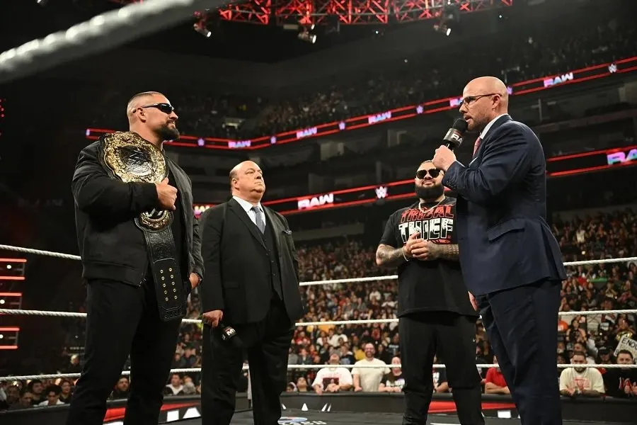 WWE માં મોટો ઉલટફેર: કંઈપણ કર્યા વિના 28 વર્ષનો આ સુપરસ્ટાર અચાનક બની ગયો નવો ચેમ્પિયન! 2 wwe1.jpg