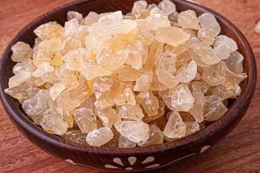 ઉનાળામાં વરદાન છે ગોંડ કટીરા: જાણો દિવસમાં કેટલા ચમચી ખાવો અને તેના ફાયદા! 3 katira1.jpg