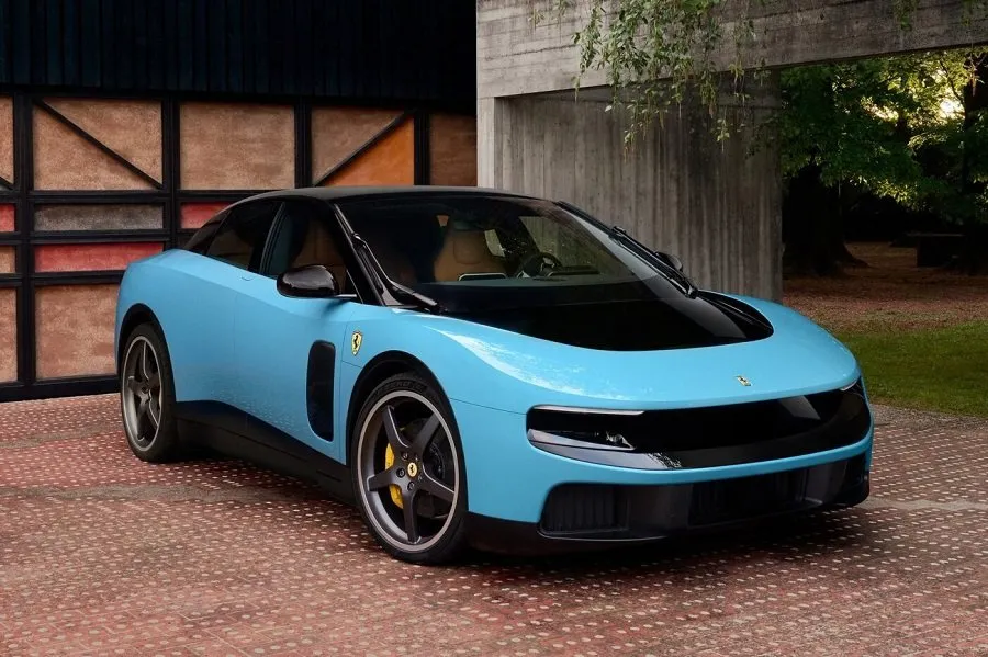 ઇલેક્ટ્રિક કાર લોન્ચ કરતા જ Ferrari ને લાગ્યો મોટો આંચકો! શેર માર્કેટમાં કડાકો, જાણો કેમ રોકાણકારો નારાજ થયા 2 car31.jpg