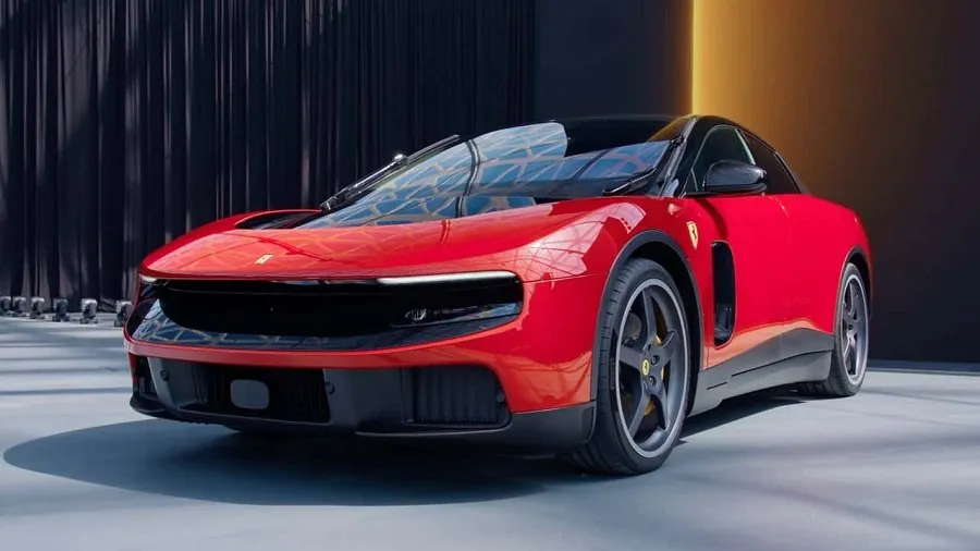 ઇલેક્ટ્રિક કાર લોન્ચ કરતા જ Ferrari ને લાગ્યો મોટો આંચકો! શેર માર્કેટમાં કડાકો, જાણો કેમ રોકાણકારો નારાજ થયા 3 car3.jpg