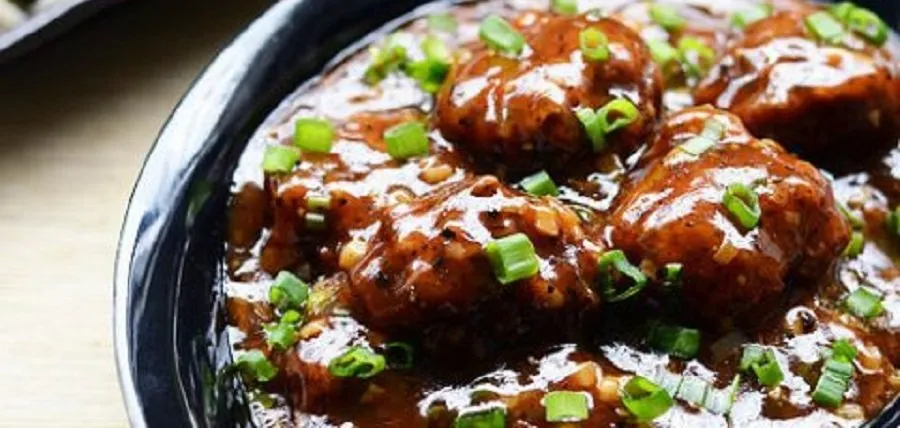 રોજ એ જ શાક-રોટલી ખાઈને કંટાળ્યા છો? તો બાળકો અને મોટાઓ માટે મિનિટોમાં તૈયાર કરો આ ચટાકેદાર રેસીપી 3 Soya Manchurian.jpg