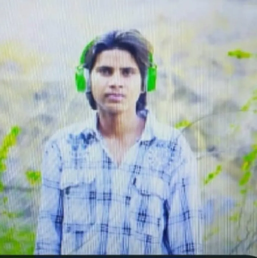 મામાના ઘરે વેકેશન ગાળવા આવેલા ભાણેજ પર વીજળી બનીને ત્રાટકી કાળ, પરિવારમાં છવાયો શોક 2 poshi1.jpg