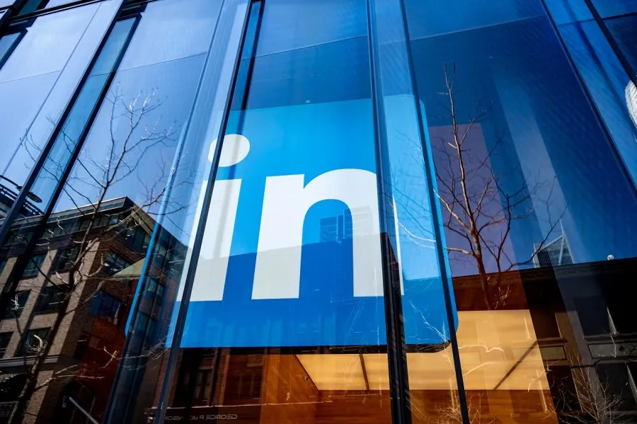 ચીની જાસૂસોનો ડિજિટલ અડ્ડો! LinkedIn જેવી પ્રોફેશનલ સાઇટ્સ પર નોકરી આપવાના નામે ચાલે છે મોટું ષડયંત્ર 3 linked.jpg