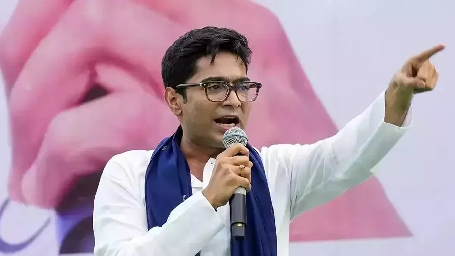 ટીએમસીમાં આંતરિક વિખવાદ: મમતા બેનર્જી માટે એક તરફ રાહત તો બીજી તરફ બળવાખોર ધારાસભ્યોનું ઘર્ષણ 3 abhishek.jpg