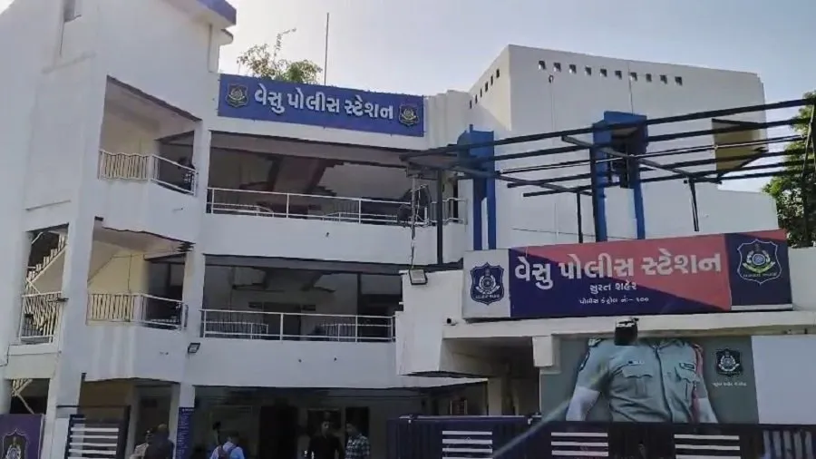 વેસુના પોશ વિસ્તારમાં યુવકને ચપ્પુની અણીએ લૂંટી લીધો 2 su.jpg