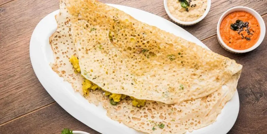 નાસ્તામાં દાળ-ચોખા પલાળવાની ઝંઝટ ખતમ, મિનિટોમાં બનાવો સુપર ક્રિસ્પી સોજી ઢોસા! 2 Suji Dosa