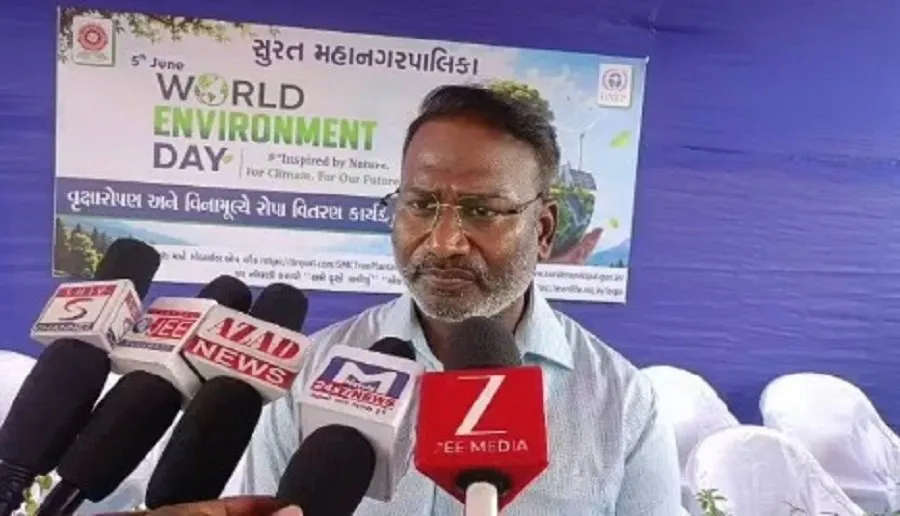 વેડ દરવાજા ડિમોલિશન વિવાદ: કથિત ‘નકલી’ ડિમોલિશન મુદ્દે કમિશનર અને મેયરનું ભેદી મૌન 3 su.jpg