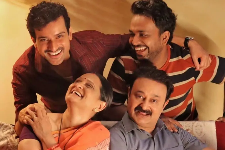 શૂટિંગ સેટ કે પરિવાર? 'ગુલ્લક 5'ની સફળતા વચ્ચે સુનીતા રાજવારે TVFને લઈને આપ્યું મોટું નિવેદન 2 Gullak 5
