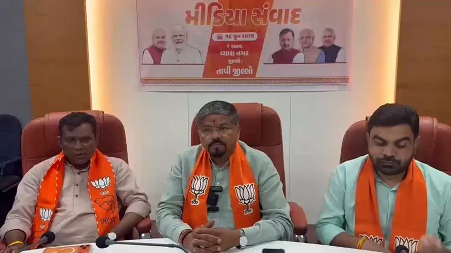 ૧૨ વર્ષ વિશ્વાસના, વિકાસના અને જનકલ્યાણના: તાપીમાં ખાસ કાર્યક્રમ 3 bjp1.jpg