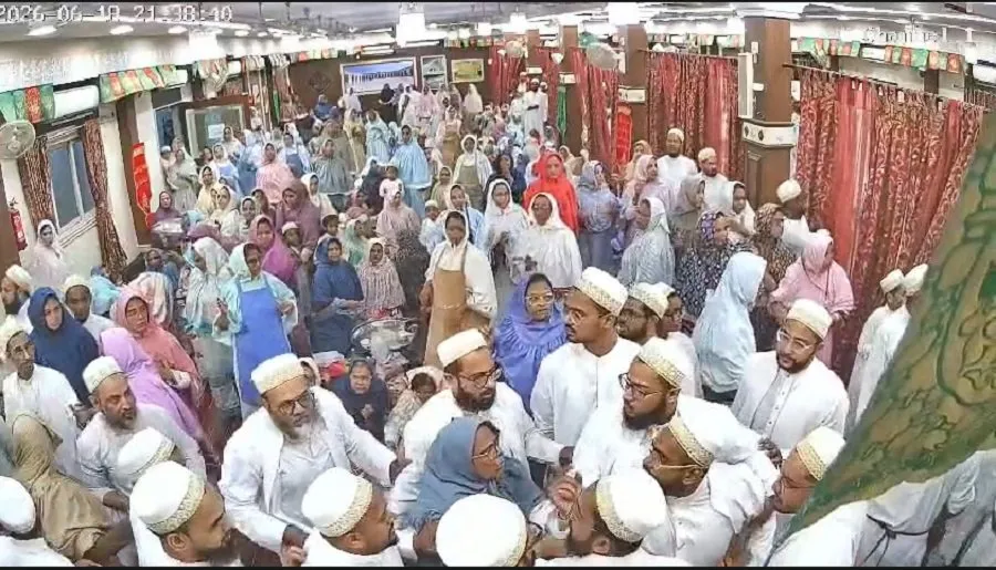 ભોજન માટે લાઈનમાં ઉભેલા ગરીબો પર તાનજીમના માણસોનો કથિત અત્યાચાર 2 fight.jpg
