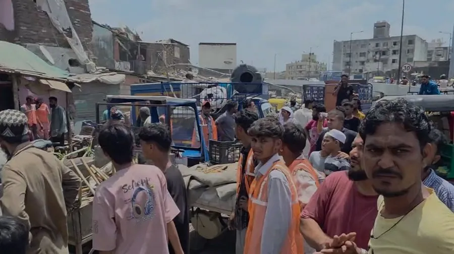 નાસીન નગર ડિમોલિશન કાંડ: ભાજપની પ્રેસ કોન્ફરન્સમાં પ્રશ્ન પૂછાતા જ નેતાઓ થયા 'ગોળ-ગોળ'! 2 b.jpg