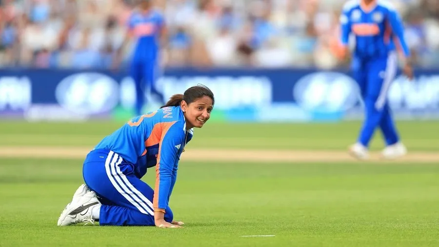 મહિલા T20 વર્લ્ડ કપ: દક્ષિણ આફ્રિકા સામે હાર બાદ ભારતની મુશ્કેલી વધી, સેમિફાઇનલમાં પહોંચવા કરવું પડશે આ કામ 2 harman.jpg