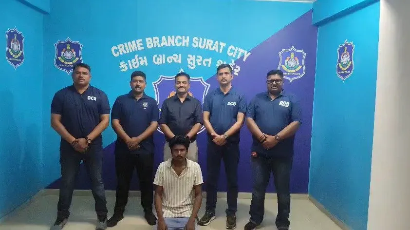 4 વર્ષથી પોલીસને થાપ આપી ફરતો હતો આરોપી, ક્રાઈમ બ્રાન્ચે માલેગાંવમાંથી આ રીતે ઝડપ્યો 3 Surat.jpeg