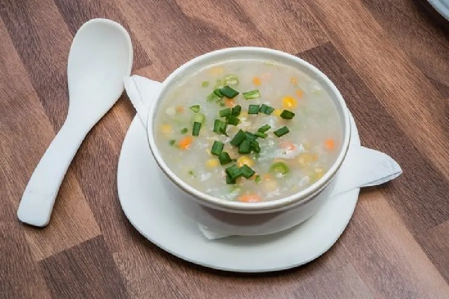 ચોમાસામાં બીમારીઓને દૂર રાખશે આ હેલ્ધી સૂપ 2 Soup.jpg