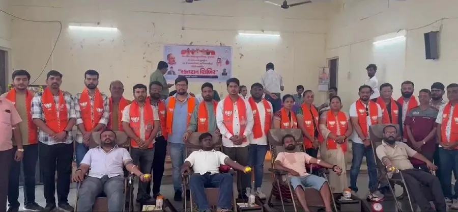 સોનગઢમાં સેવાકીય પહેલ: રક્તદાન કેમ્પમાં પત્રકારો અને કાર્યકર્તાઓએ નિભાવી સામાજિક જવાબદારી 3 tapi1.jpg