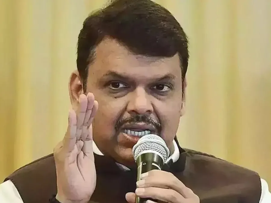 'CM બદલવાની તૈયારીમાં ભાજપ', સંજય રાઉતના નિવેદનથી મહારાષ્ટ્રના રાજકારણમાં ગરમાવો 3 Devendra Fadnavis.jpg