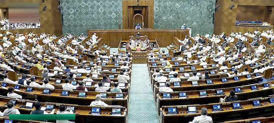 સંસદમાં ગરમાયું વાતાવરણ: NEET પેપર લીક અને ચોરીના મુદ્દે લોકસભામાં ભારે હોબાળો 3 parlament.jpg