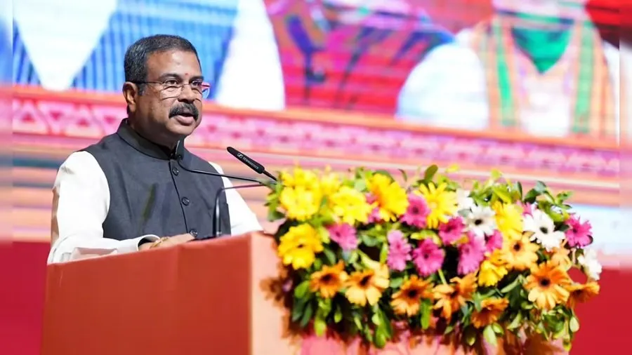 જંતર-મંતર પર વિરોધ પ્રદર્શન: કોંગ્રેસ-CJPના ઘેરાવ વચ્ચે શિક્ષણ મંત્રી પ્રધાને વિદ્યાર્થીઓ પ્રત્યે આપી પ્રતિક્રિયા 2 darmendar.jpg
