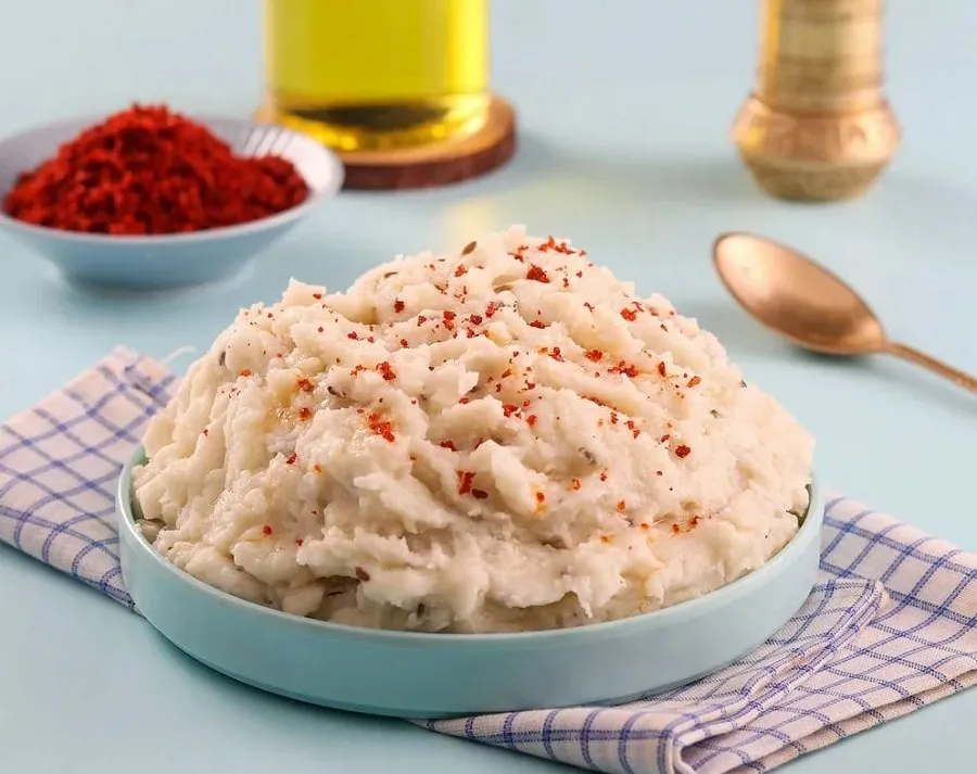 Gujarati Khichu 
