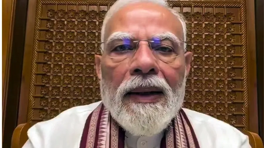 પીએમ મોદી વિરુદ્ધ ટિપ્પણી કરનાર વિદ્યાર્થી રૂચિકા સિંહનો માફીનામાનો વીડિયો આવ્યો સામે 2 PM Modi