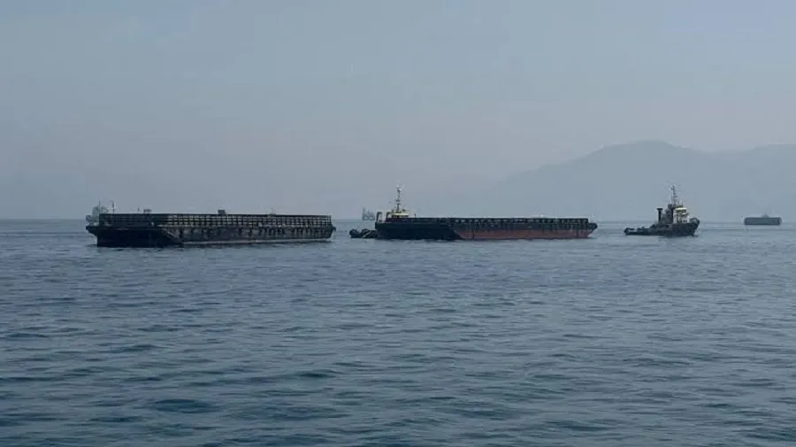 Hormuz Shipping