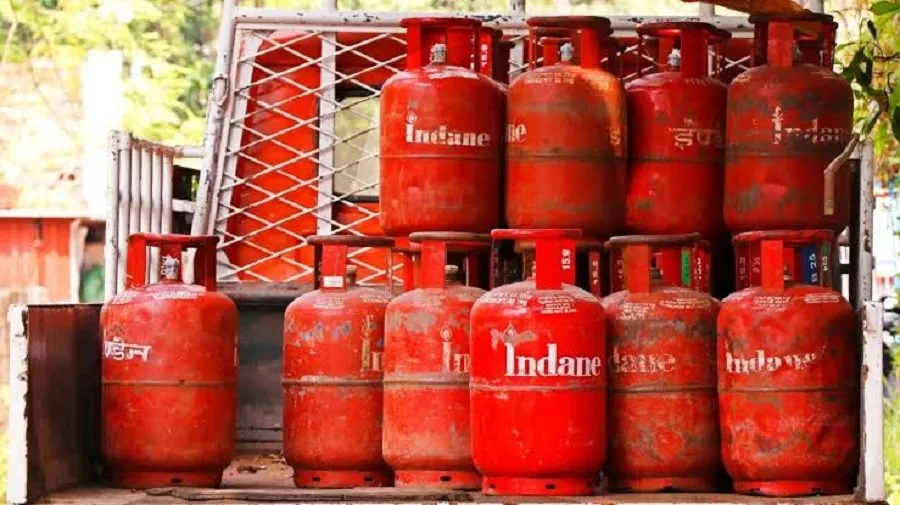 . LPG eKYC માટે કાઉન્ટડાઉન શરૂ: 16 ઓગસ્ટ બાદ ગેસ બુકિંગમાં આવી શકે છે મુશ્કેલી, જાણો કેવી રીતે કરાવવું eKYC 3 LPG.jpg