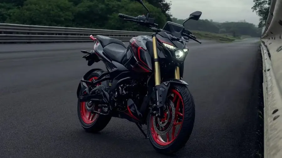 સ્પોર્ટી લૂક અને હાઈટેક ફીચર્સ! Bajaj Pulsar N160 S અને SS માર્કેટમાં ધૂમ મચાવવા તૈયાર, જુઓ શું છે ખાસ 2 bajaj pulsar N1601.jpg