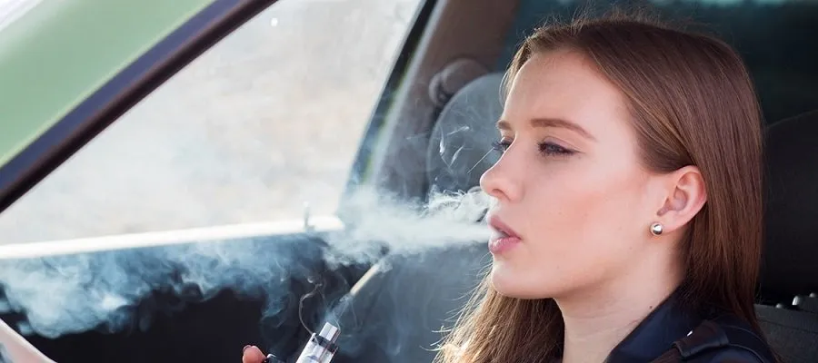 VAPING.jpg