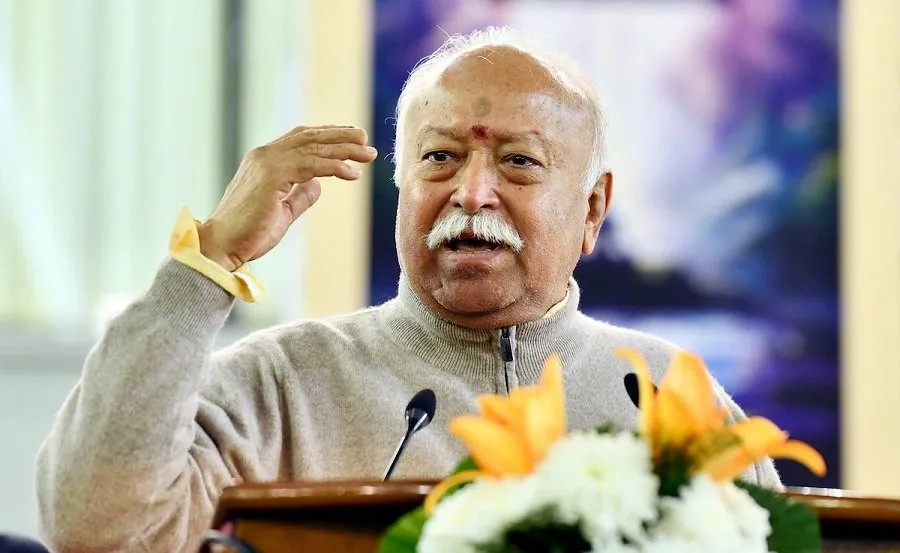 RSS પ્રમુખ મોહન ભાગવતના વિદેશ પ્રવાસ પર હોબાળો, કેનેડામાં પ્રવેશ ન આપવાની માંગ 2 mohan BHAGAVT.jpg
