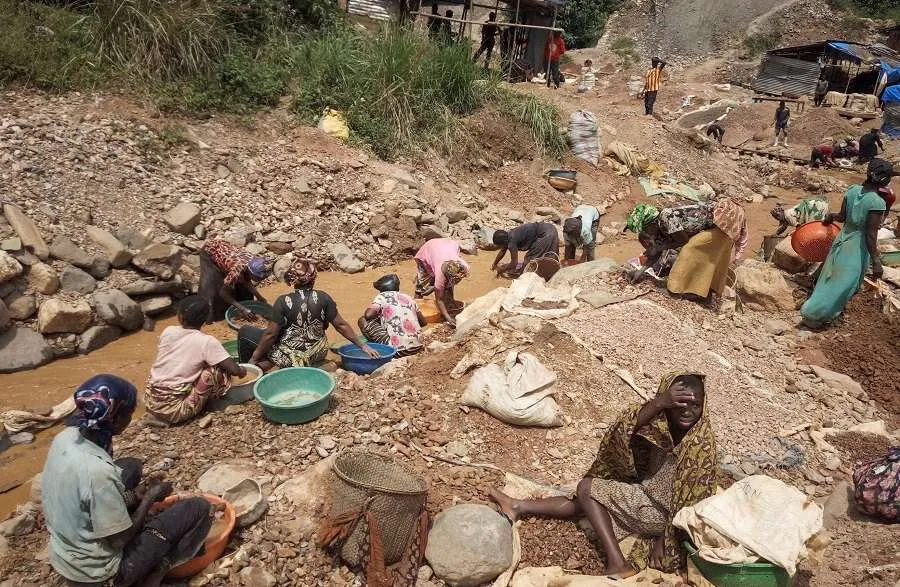 Gold Mine Collapse 