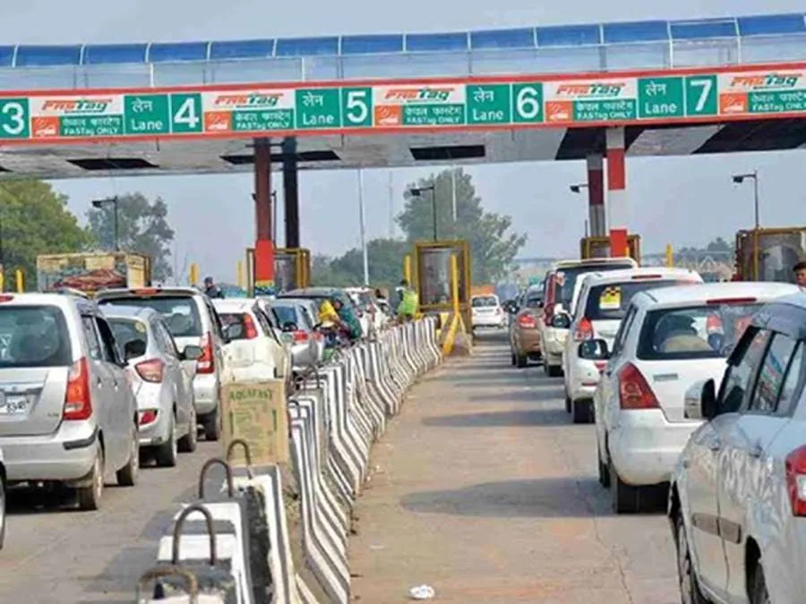 ટોલ પ્લાઝાથી 20 KM ના અંતરમાં છે તમારું ઘર? NHAI એ આપી મોટી રાહત, હવે દરરોજ બચશે ટેક્સના પૈસા! 3 toll palza1.jpg