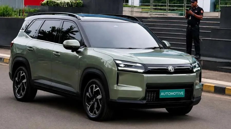 નવી MG Hector Tomahawk લોન્ચ: 1,100km થી વધુની રેન્જ સાથે ભારતીય ઓટો માર્કેટમાં ધમાકેદાર એન્ટ્રી 2 MG Hector Tomahawk.jpg