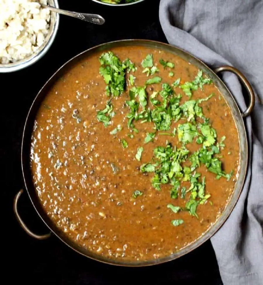 Kathiyawadi Urad Dal.jpg