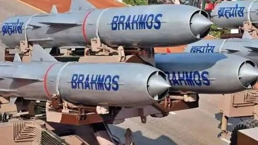 BrahMos missile1.jpg