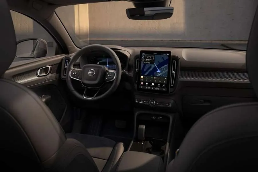 Volvoની 3 ધાકડ કાર એકસાથે લોન્ચ! નવા લુક અને કિલર ફીચર્સ જોઈને ફેન્સ થયા ઘેલા 3 car2.jpg